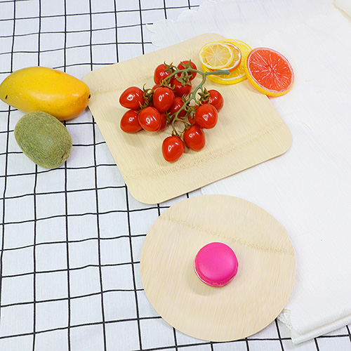 100% Compostable Bamboo Plates
