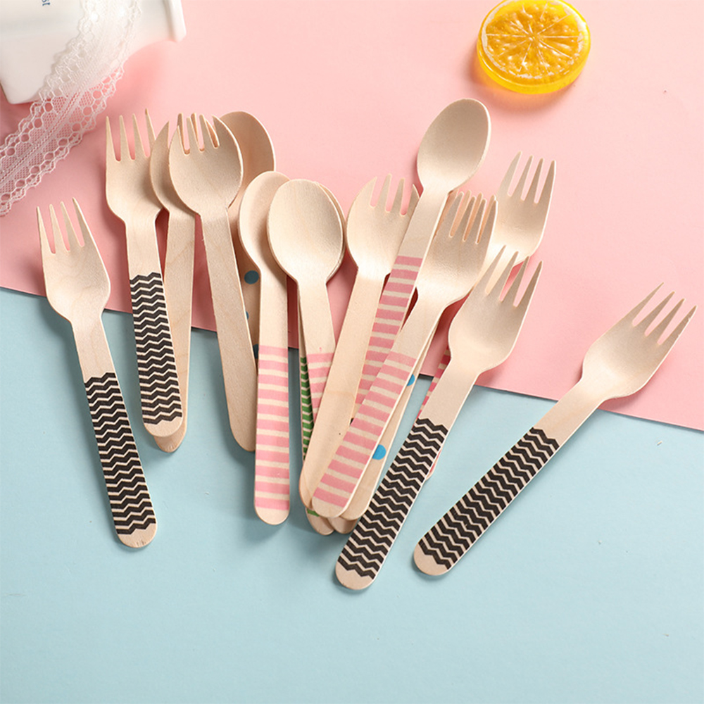 Biodegradable Wooden Tableware for Weddings